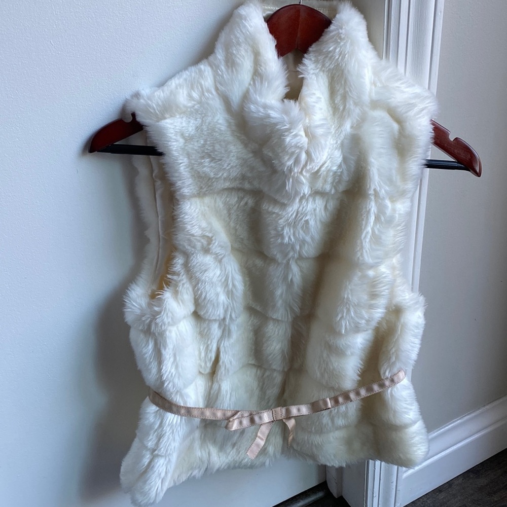 White House Black Market Faux Fur Vest